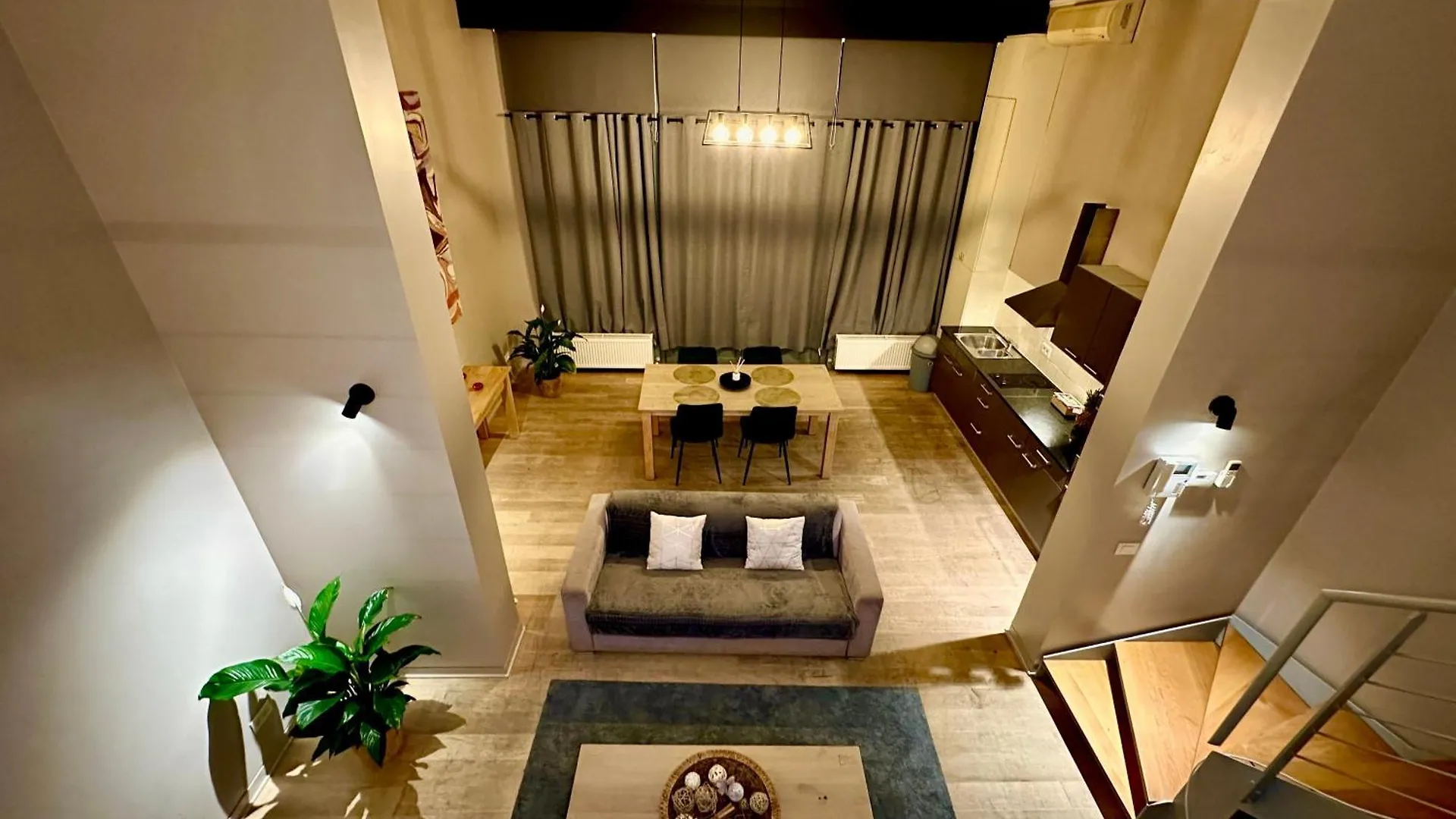 Luxury Suites Castel أنتويرب شقة