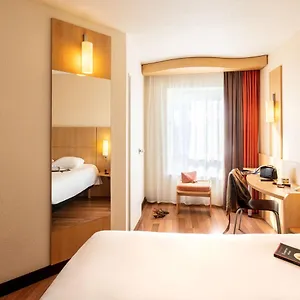 3* Ξενοδοχείο Ibis Centrum