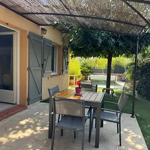 villa-avec-jacuzzi.fr-provencehotel.com/