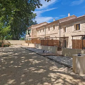 https://villa-cerisier-climatise-la-campagne.fr-provencehotel.com