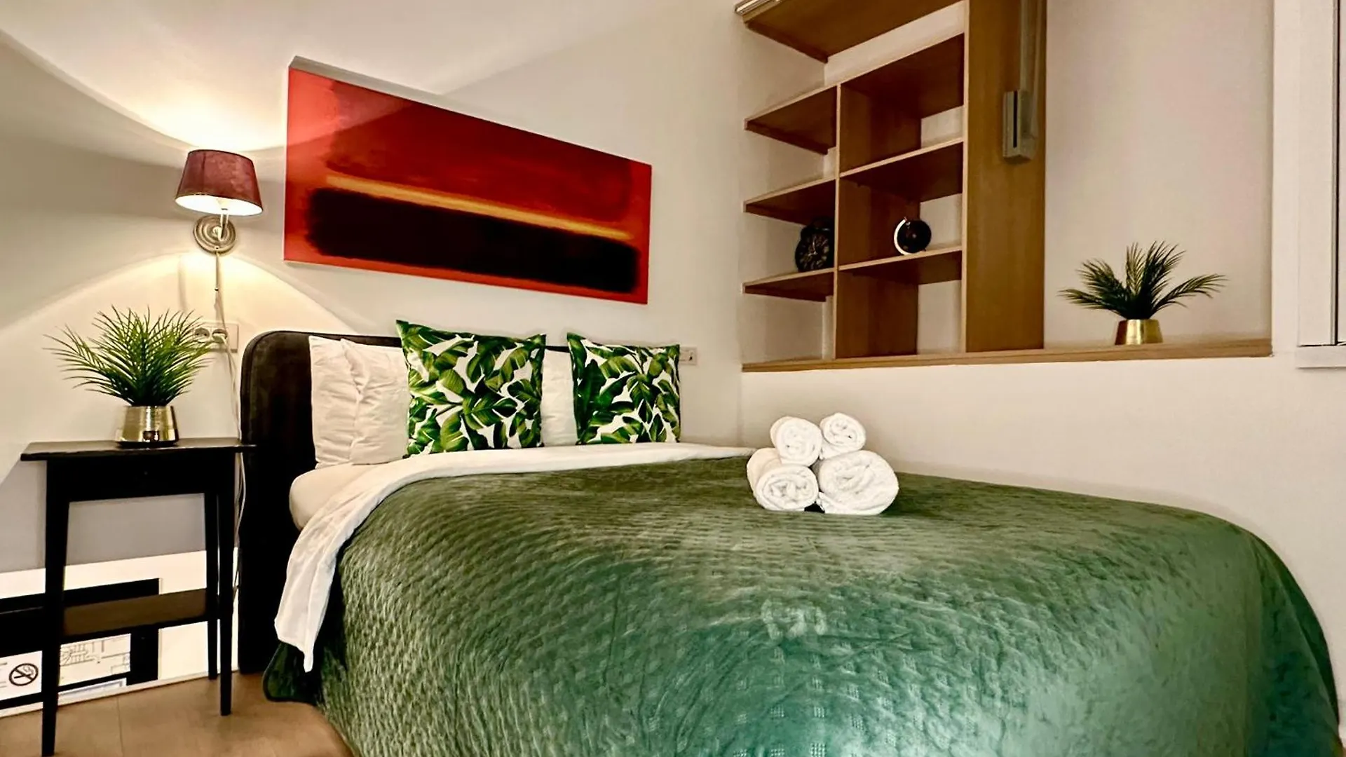Luxury Suites Castel By Rikas Hotels Antwerp